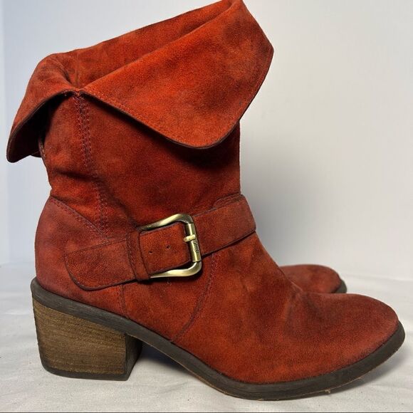 Donald J. Pliner Danee Red Suede Convertible Boots 5 - Picture 5 of 11